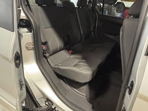 Used 2016 Ford Transit Connect XLT image 11