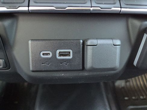 New 2026 GMC Sierra 3500 Pro w/ Convenience Package image 7