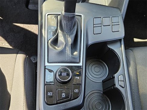 Used 2024 Kia Sportage LX image 20