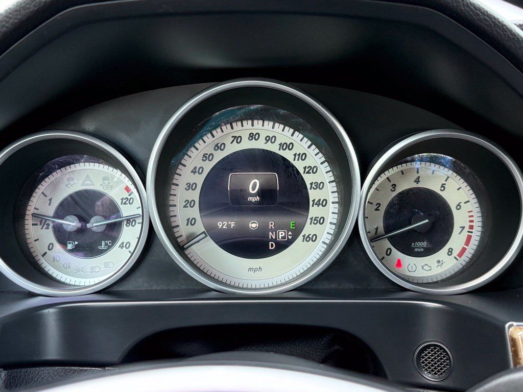 Used 2016 Mercedes-Benz E 350 4MATIC Wagon image 30