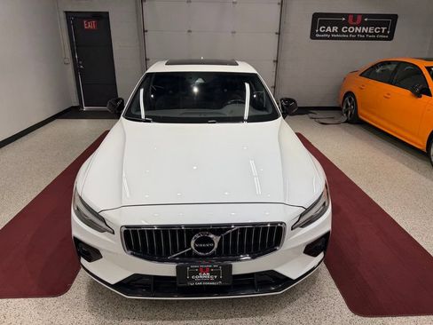 Used 2019 Volvo S60 T6 R-Design AWD/4WD image 7