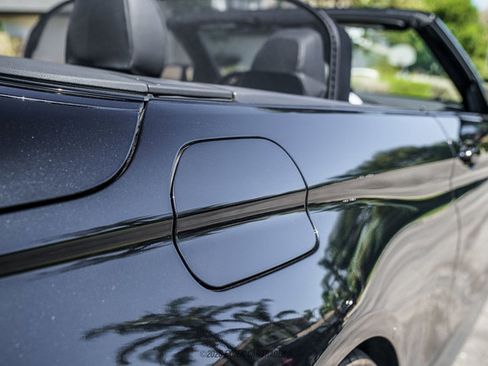 Used 2020 BMW M4 Convertible w/ Competition Package RWD image 88