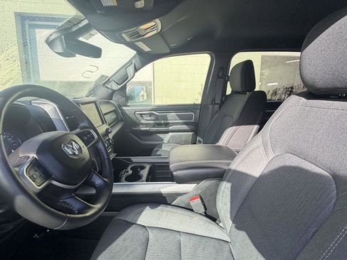 Used 2020 RAM 1500 Big Horn AWD/4WD image 9