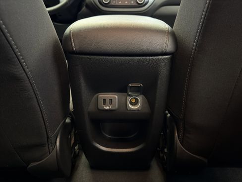 Used 2019 Chevrolet Colorado LT w/ LT Convenience Package AWD/4WD image 25