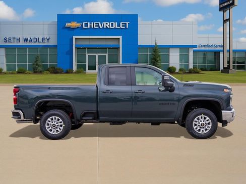 New 2026 Chevrolet Silverado 2500 LT w/ All Star Edition AWD/4WD image 8
