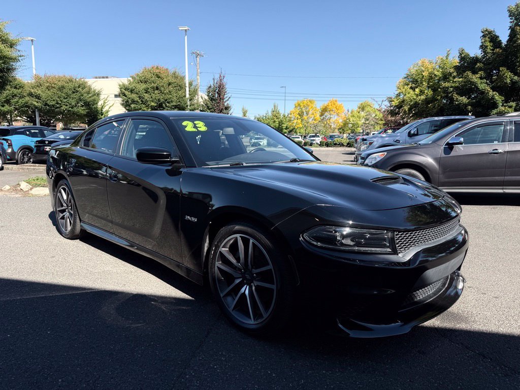 Used 2023 Dodge Charger R/T RWD image 4