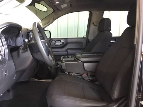 Used 2020 Chevrolet Silverado 1500 Custom w/ Custom Value Package image 32