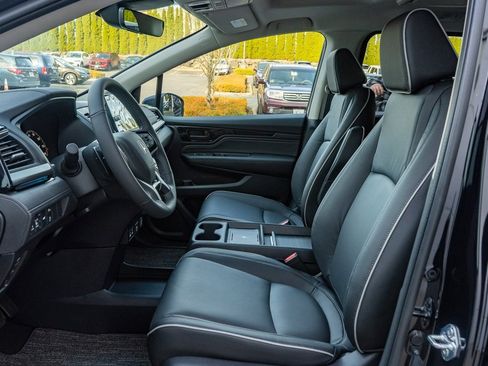 New 2026 Honda Odyssey Touring image 25