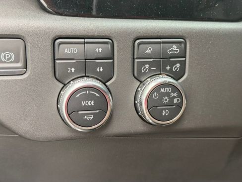 Used 2024 GMC Sierra 1500 SLT w/ SLT Premium Plus Package AWD/4WD image 22