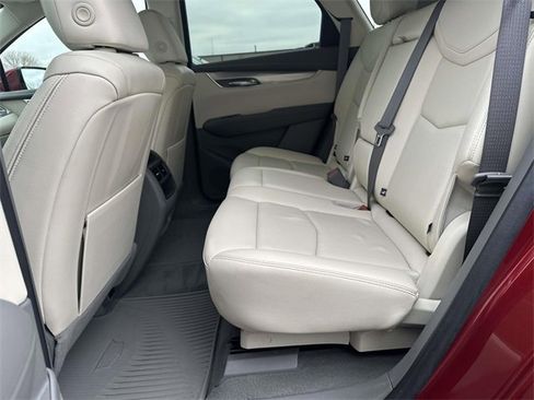 Certified 2022 Cadillac XT5 Premium Luxury image 29