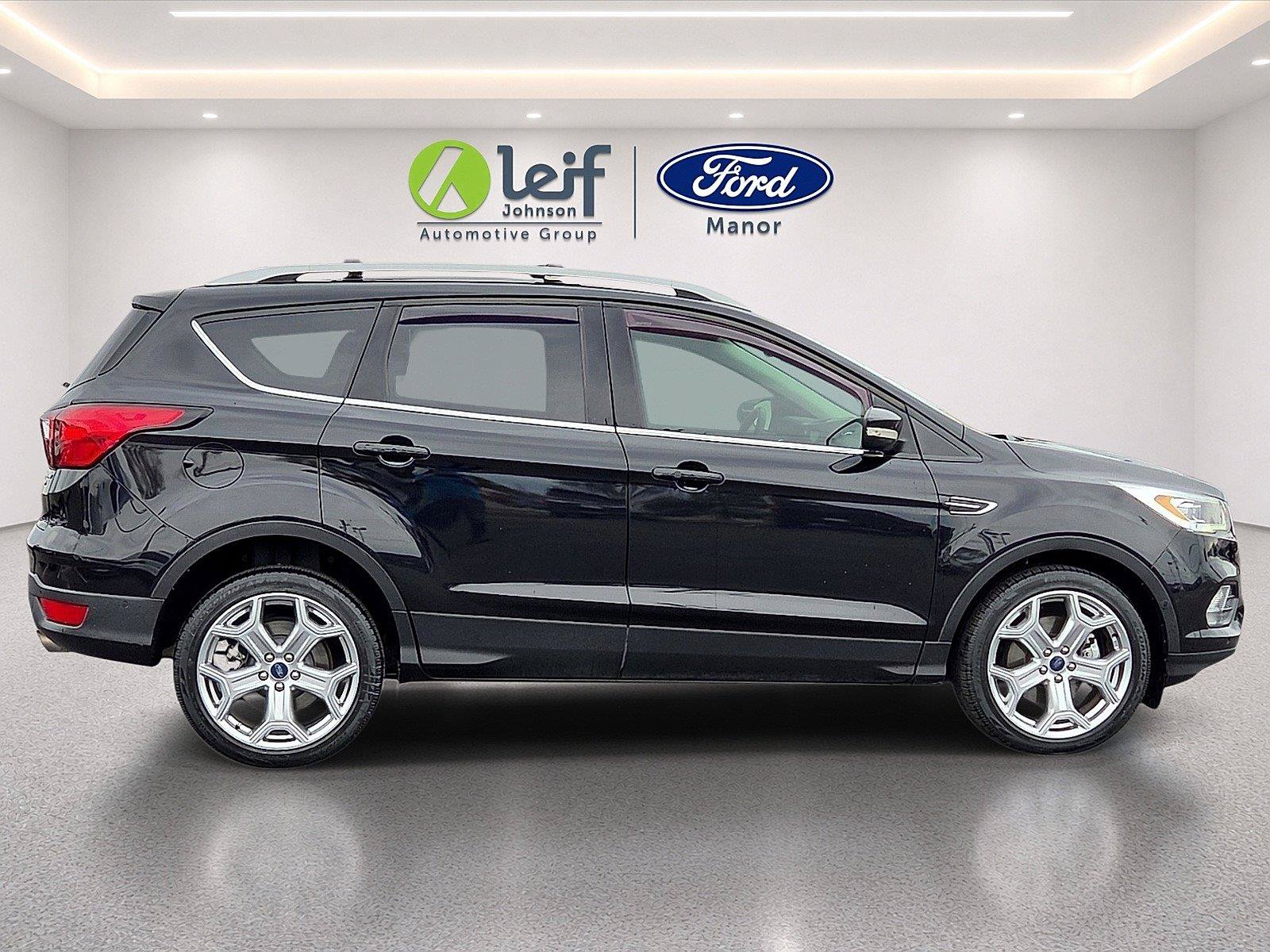 Used 2019 Ford Escape Titanium FWD image 8