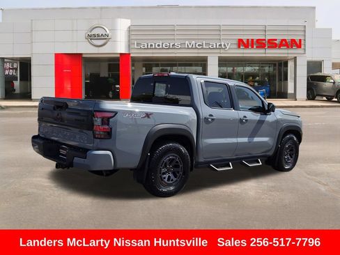 Used 2025 Nissan Frontier Pro-X w/ Pro Convenience Package RWD image 3