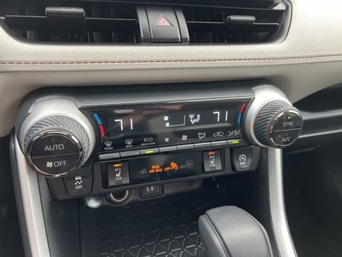 Used 2024 Toyota RAV4 XLE image 30