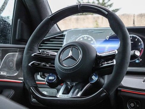 New 2025 Mercedes-Benz GLS 63 AMG 4MATIC image 17