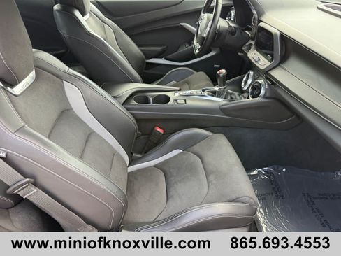 Used 2022 Chevrolet Camaro LT w/ Technology Package RWD image 18