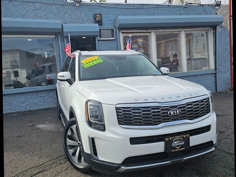 Used 2020 Kia Telluride EX w/ EX Premium Package image 5