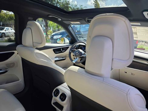 Certified 2026 Mercedes-Benz GLC 300 image 15