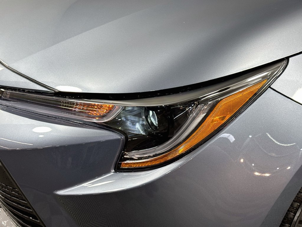 New 2027 Toyota Corolla LE FWD image 3