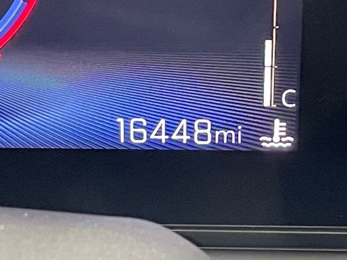 Used 2024 Chevrolet Trax LT w/ Driver Confidence Package image 2