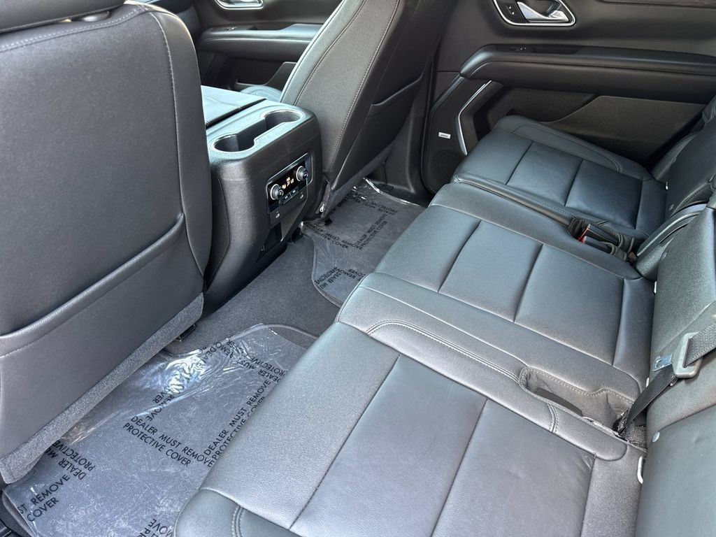 Used 2021 Chevrolet Tahoe Z71 AWD/4WD image 11