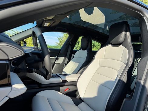 Used 2025 Porsche Taycan RWD image 5