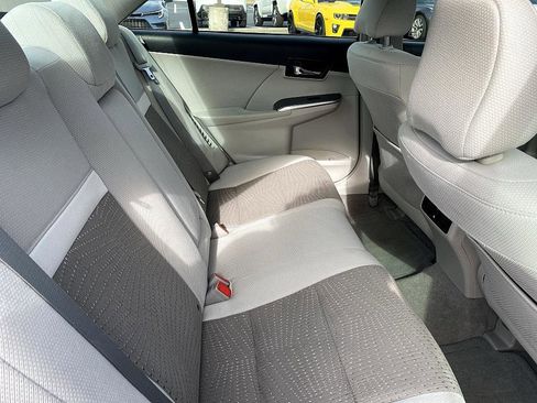 Used 2012 Toyota Camry XLE image 18