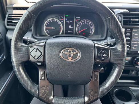 Used 2024 Toyota 4Runner TRD Off-Road Premium AWD/4WD image 8
