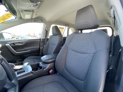 Used 2024 Toyota RAV4 XLE image 19