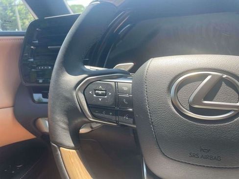 Used 2023 Lexus RX 350 Premium w/ Accessory Package AWD/4WD image 23