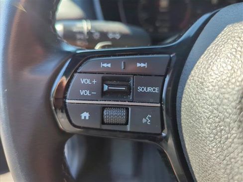 Certified 2025 Honda Civic Sport image 13