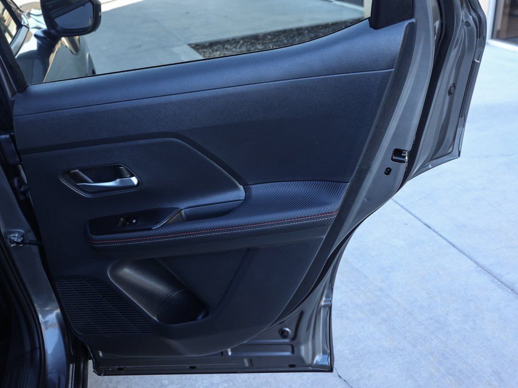 Used 2025 Nissan Kicks SR FWD image 20