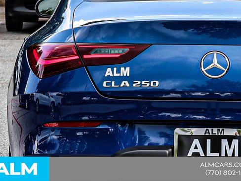 Used 2025 Mercedes-Benz CLA 250 4MATIC image 13