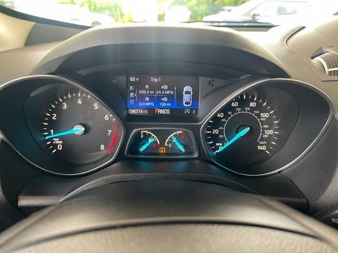 Used 2017 Ford Escape Titanium w/ Equipment Group 301A AWD/4WD image 61