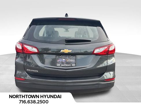 Used 2020 Chevrolet Equinox LS FWD image 5