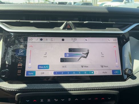New 2026 Jeep Cherokee Laredo AWD/4WD image 4