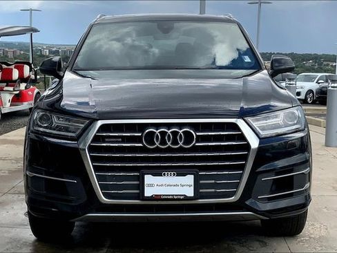 Used 2017 Audi Q7 3.0T Premium image 3