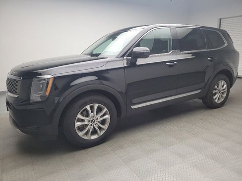 Used 2020 Kia Telluride LX AWD/4WD image 2