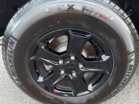 Used 2021 Jeep Wrangler Unlimited Sport image 15