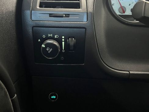 Used 2012 Dodge Challenger SRT8 image 23