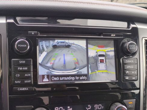 Used 2018 Nissan Titan Platinum Reserve w/ Platinum Utility Package image 18