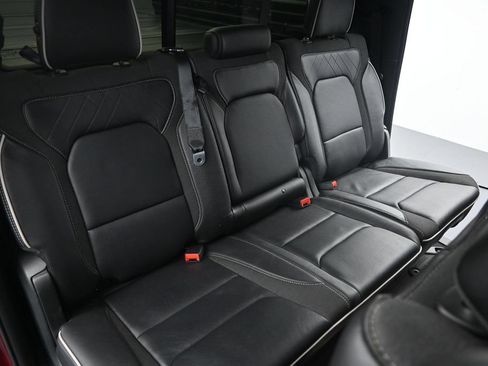 Used 2025 RAM 1500 Limited AWD/4WD image 13