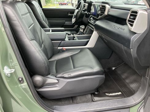 Used 2022 Toyota Tundra SR5 w/ Convenience Package RWD image 33