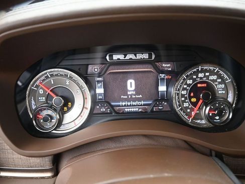 Used 2022 RAM 3500 Limited AWD/4WD image 42