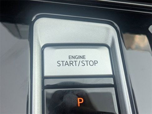 New 2026 Volkswagen Atlas SE image 34