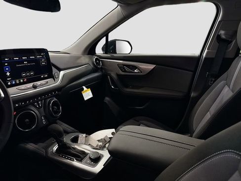 New 2026 Chevrolet Blazer LT w/ Convenience Package image 24