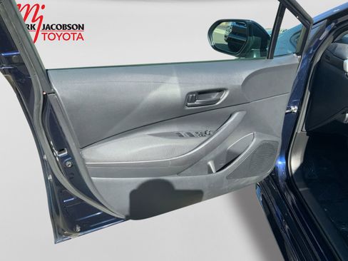 Used 2024 Toyota Corolla LE FWD image 27