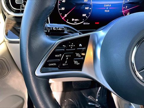 Certified 2025 Mercedes-Benz GLC 300 image 23