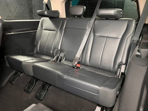 Used 2024 Ford Expedition Max XLT image 35
