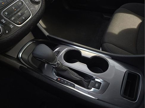 Used 2024 Chevrolet Malibu LT image 20