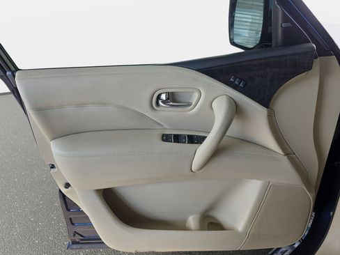 Used 2022 INFINITI QX80 Luxe w/ Cargo Package AWD/4WD image 26